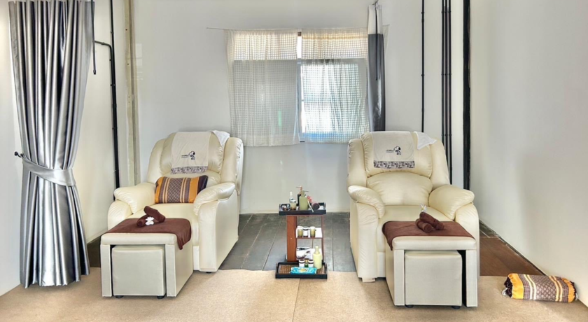 baan ake massage and cafe baan ake massage and cafe