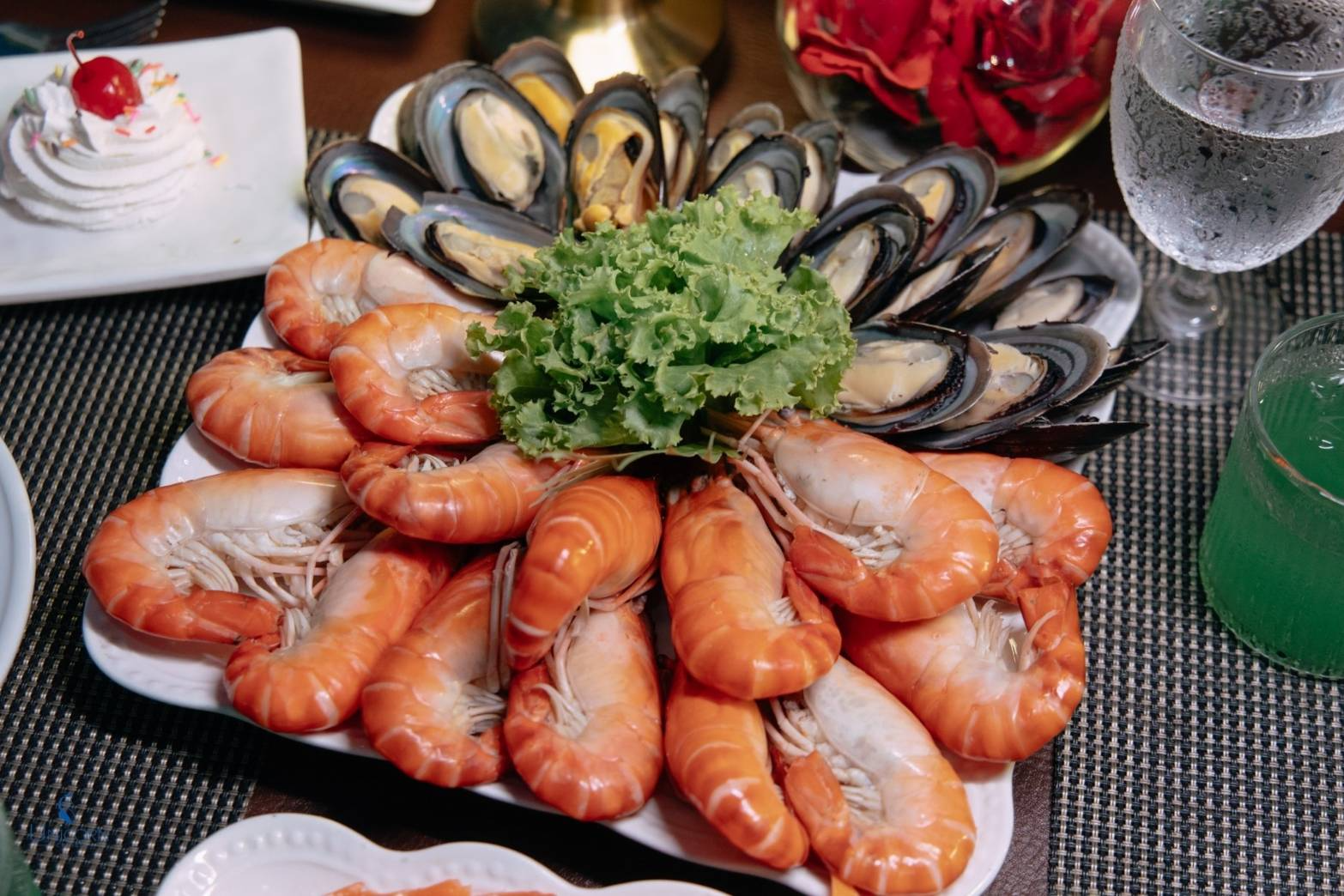 unicorn dinner cruise in bangkok unicorn dinner cruise in bangkok