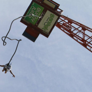 human slingshot and bungy jump at sanook park pattaya