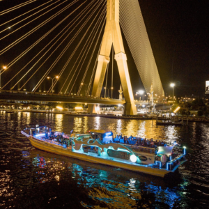 yodsiam party boat in bangkok
